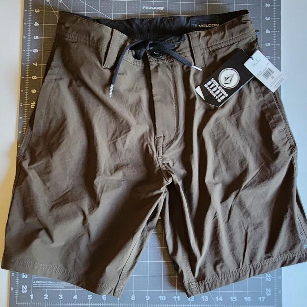 Volcom Men's Khaki and Brown Shorts